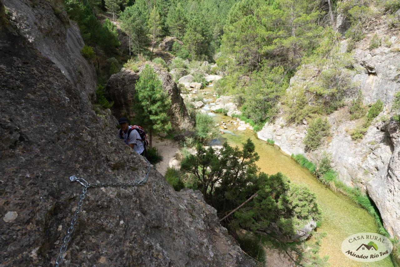Casa Rural Mirador Del Rio Tus, En Yeste Kültér fotó